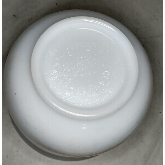 VTG GLASSBAKE MADE for SUNBEAM 6.5" WHITE GLASS MIXING BOWL # 13 - Picture 9 of 16